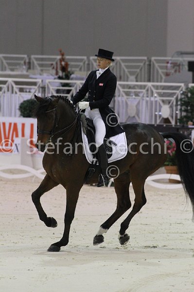 JORGENSEN_FBW DE VITO_MILANO_2011_SS3_3984.jpg